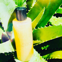 Load image into Gallery viewer, Sea Moss Shower Gel