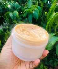 Load image into Gallery viewer, Silk Toasted Marshmallow Body Butter
